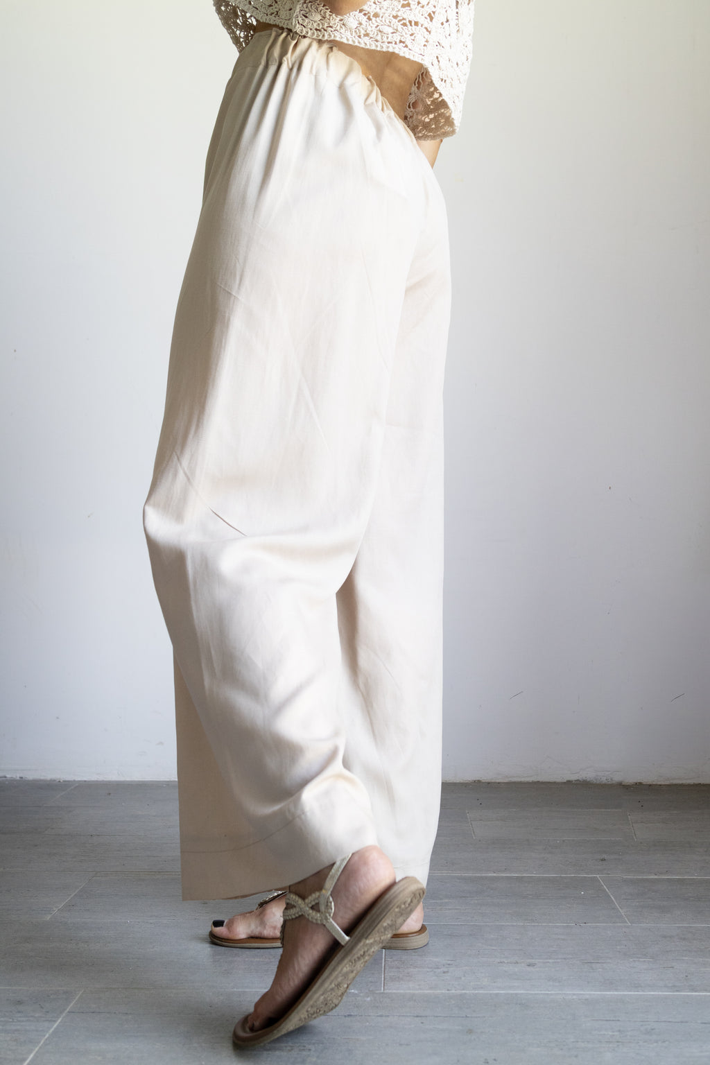 pantalone palazzo crema