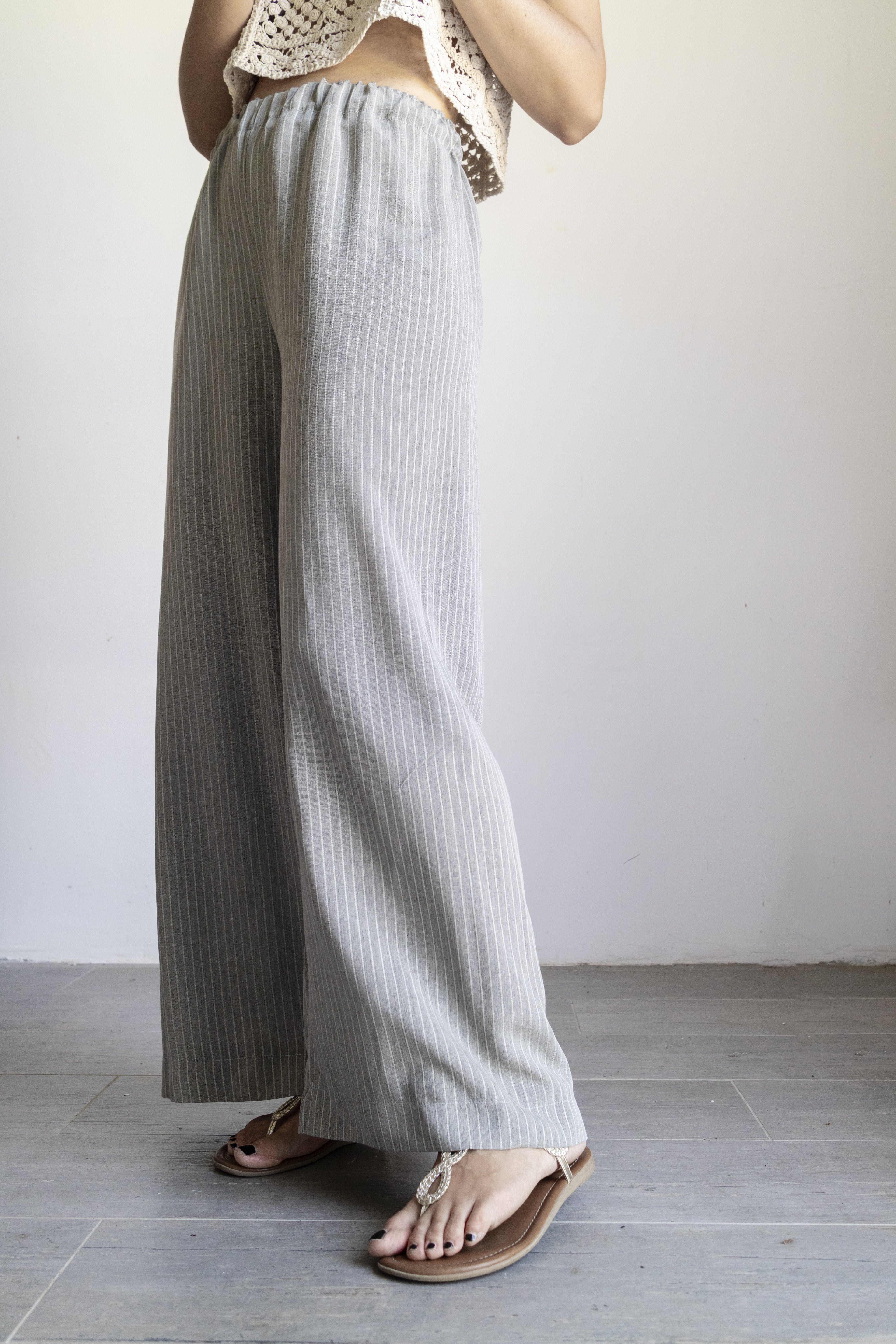 Pantalone Grigio a Righe