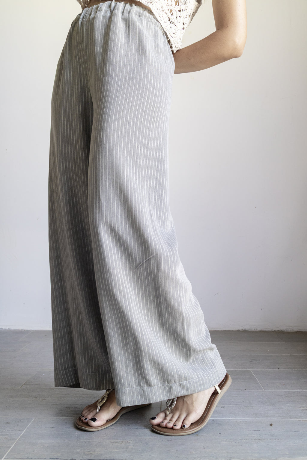 Pantalone Grigio a Righe