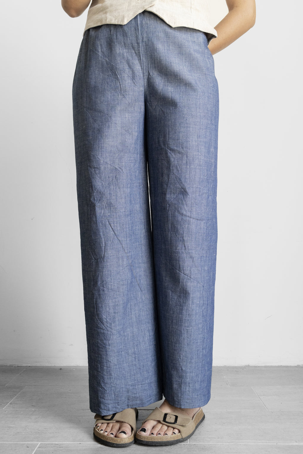 Pantalone palazzo blu misto lino